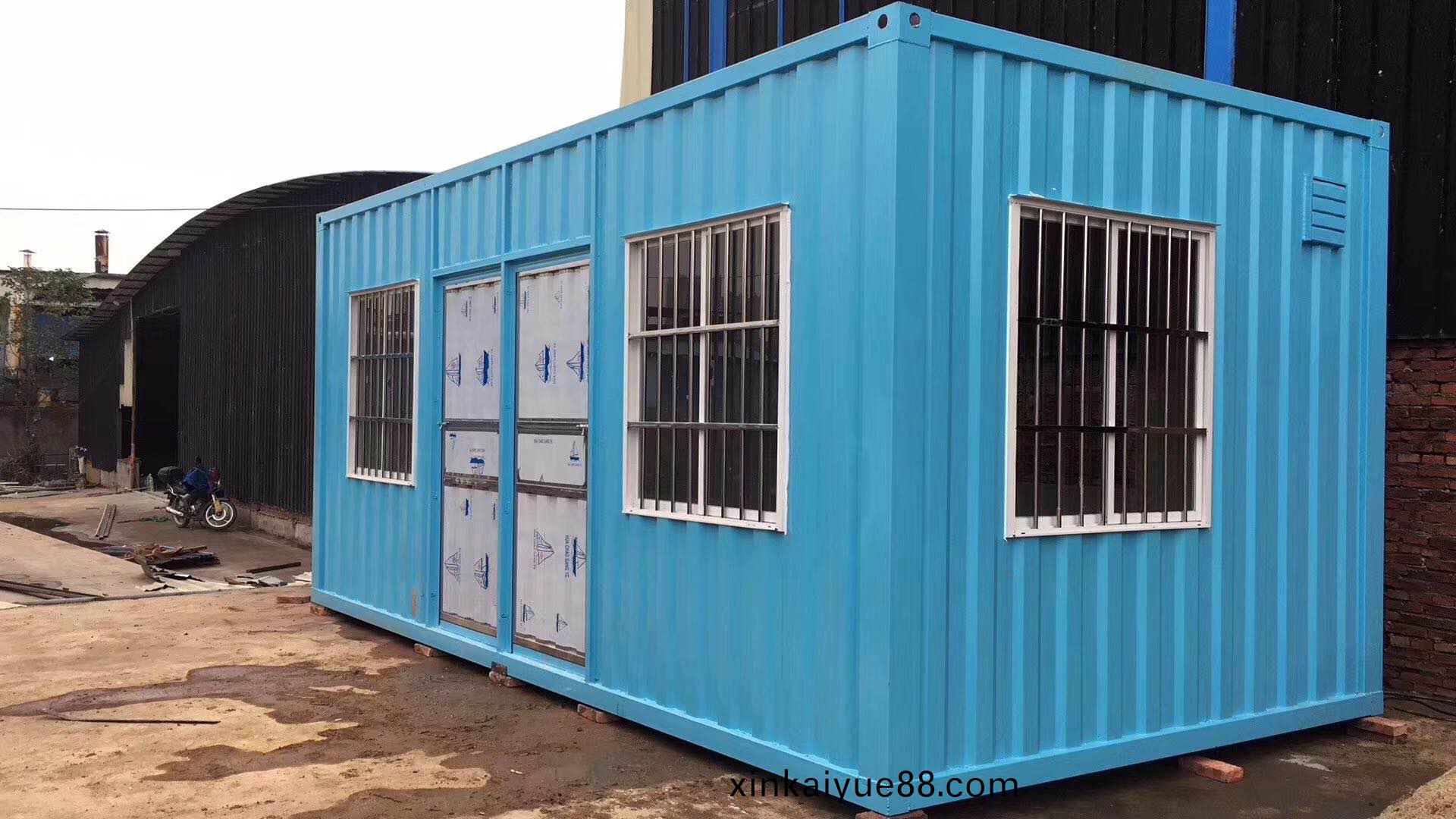 工(gong)地住(zhu)人集裝箱(xiang)清洗(xi)方(fang)灋