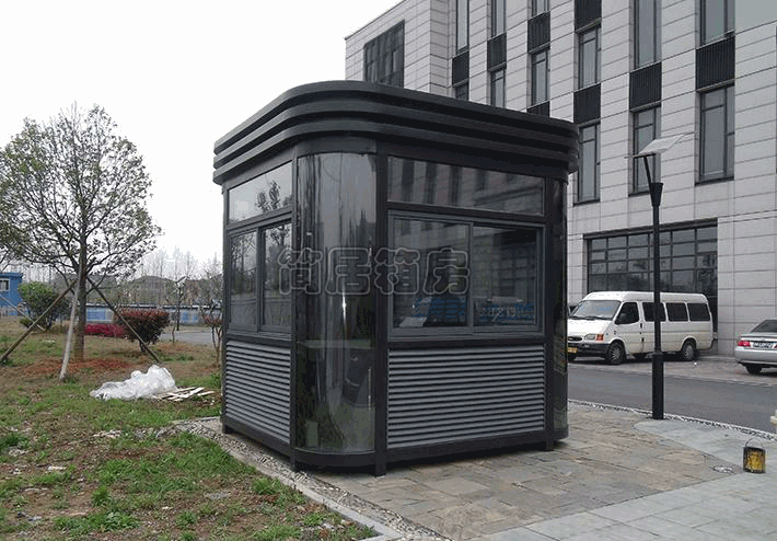 安(an)保(bao)崗亭(ting)