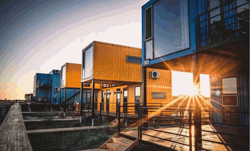 集(ji)裝箱(xiang)民(min)宿(su)